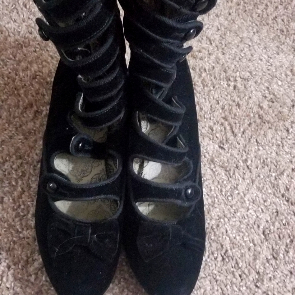 Dress boots